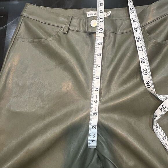Avec Les Filles Vegan Leather Kick Flare Pants olive green size 6 - Picture 11 of 14